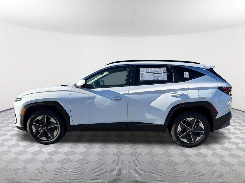 New 2026 White Hyundai SEL AWD image 8