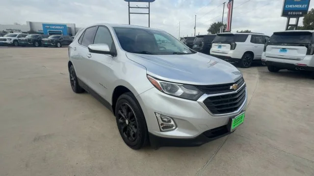 Used 2020 Chevrolet Equinox 2FL with VIN 3GNAXTEVXLS720674 for sale in Seguin, TX