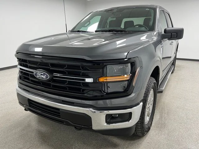 Used 2025 Gray Ford XLT image 4