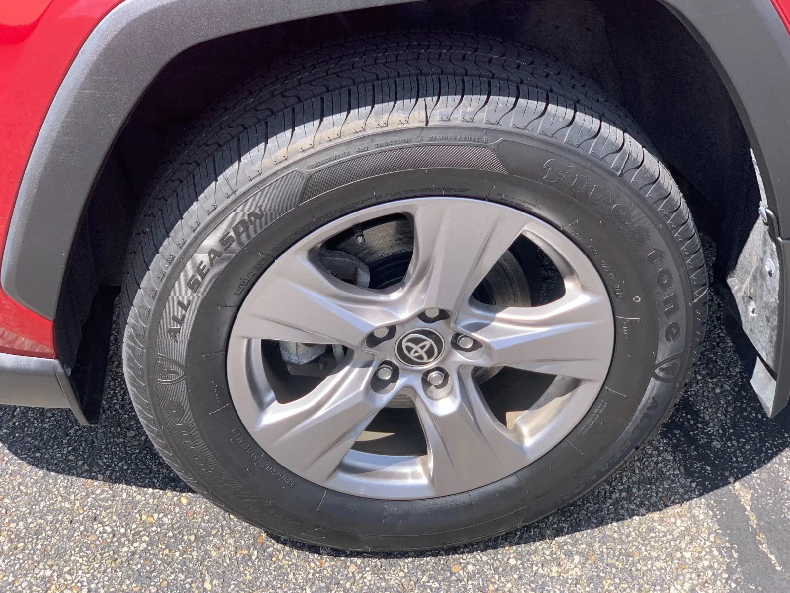 Used 2022 Red Toyota XLE image 31
