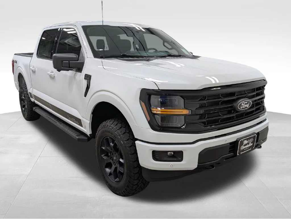 New 2026 Oxford White Ford XLT image 23