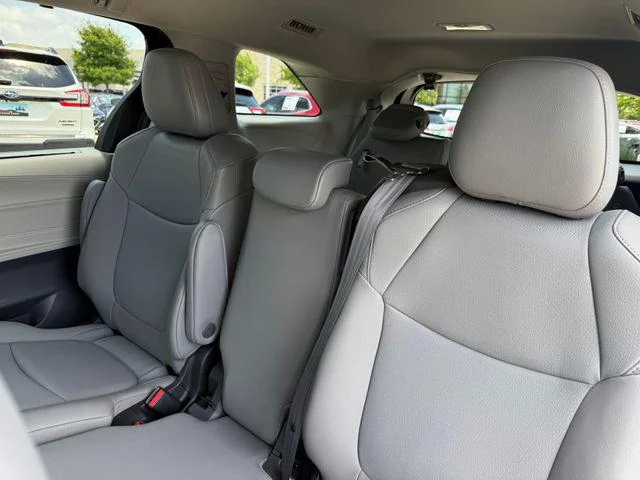 Certified Used 2022 Silver Toyota XLE image 55