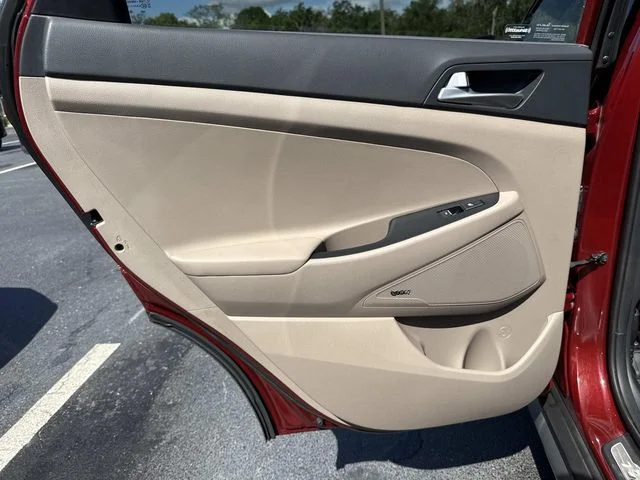 Used 2020 Red Hyundai Ultimate image 12