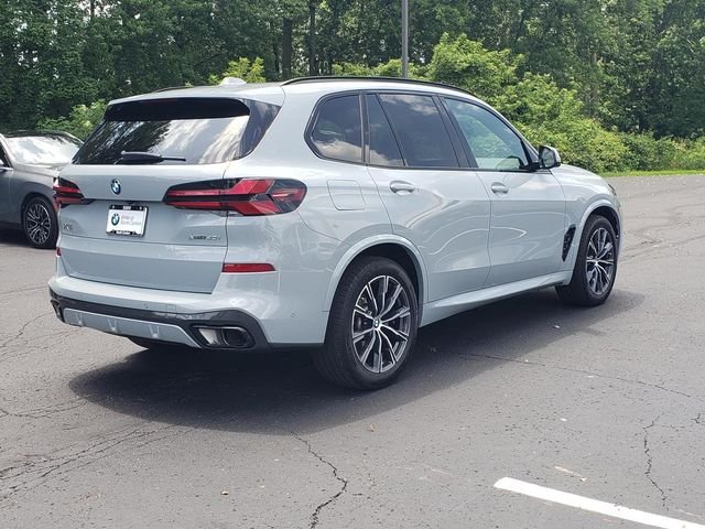 Used 2024 Gray Metallic BMW xDrive40i image 7