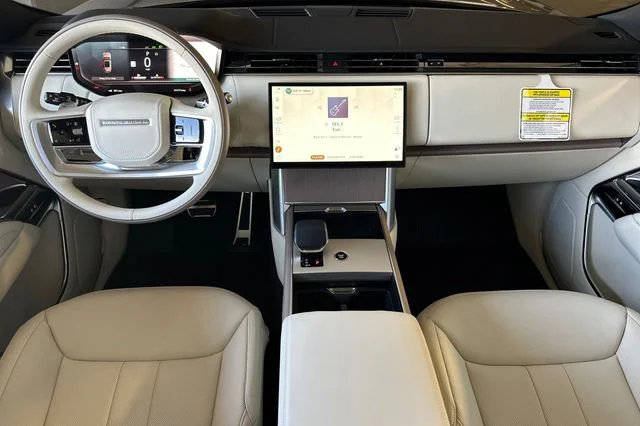 New 2026 Batumi Gold Land Rover SE image 12
