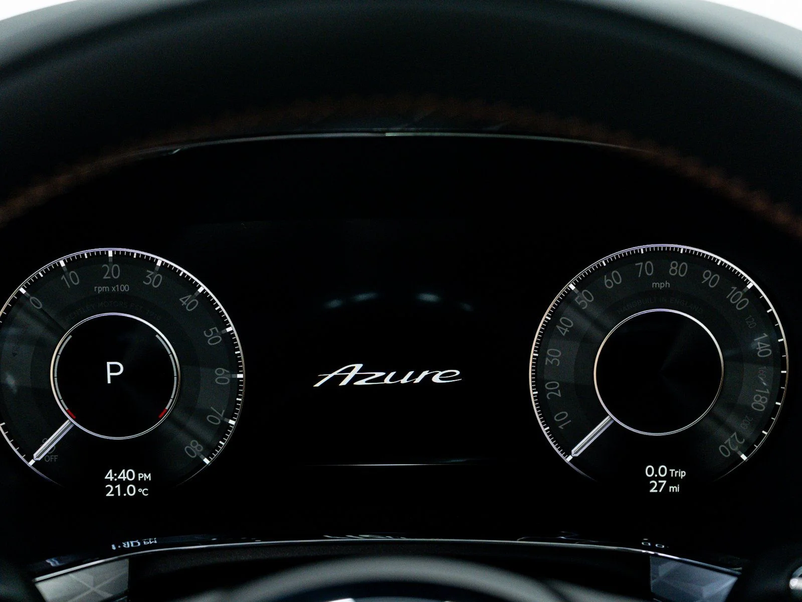 New 2026 Tourmaline Green - by Mulliner Bentley Azure image 26