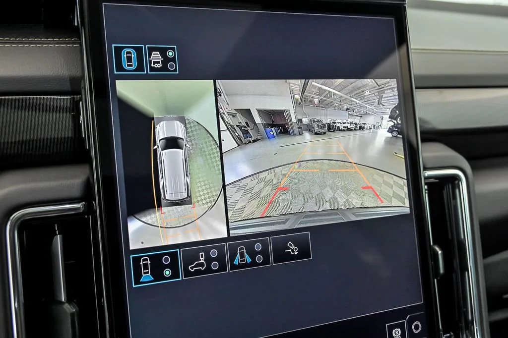 2026 GMC Yukon Elevation - Photo 17