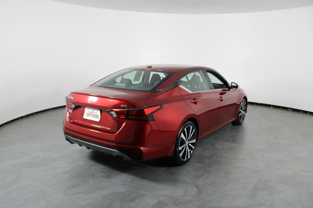 2019 Nissan Altima SR - Photo 15