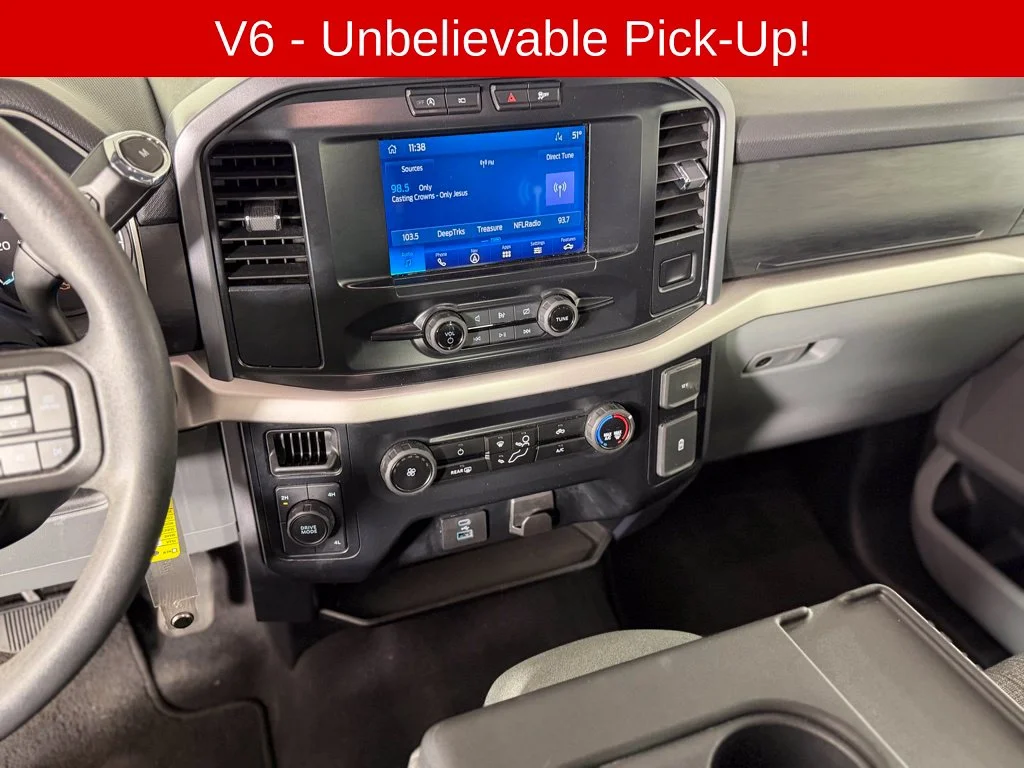 Used 2023 Gray Ford XLT image 3