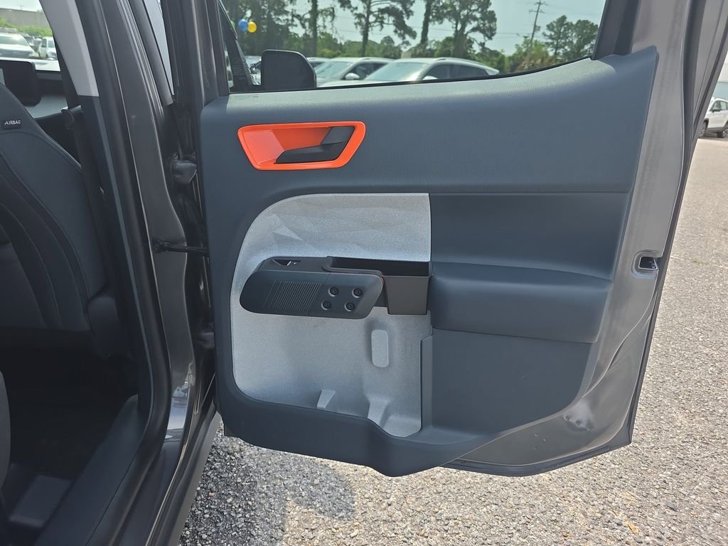 Used 2024 Gray Ford XLT image 28