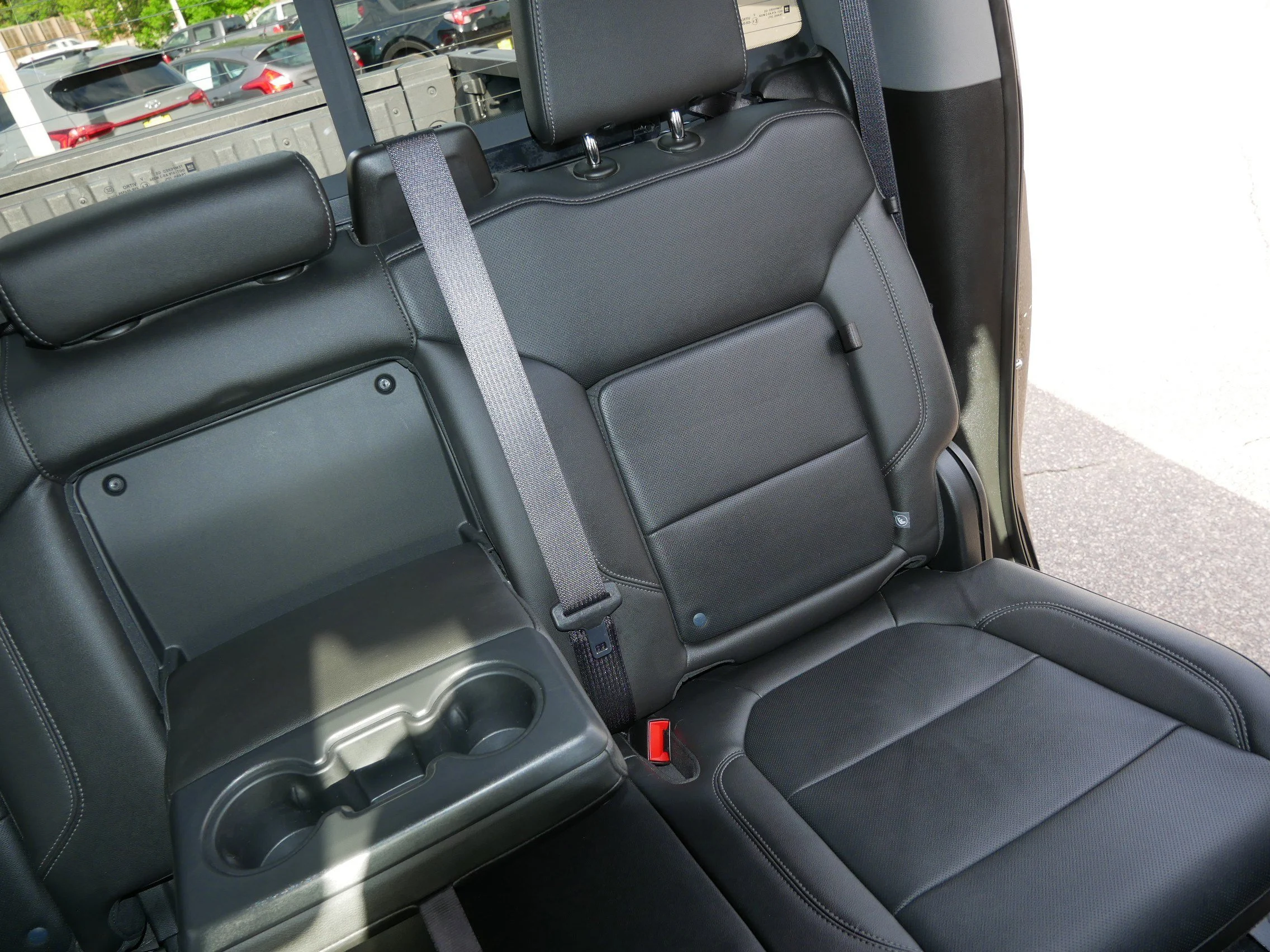 Certified Used 2020 Onyx Black GMC SLT image 14