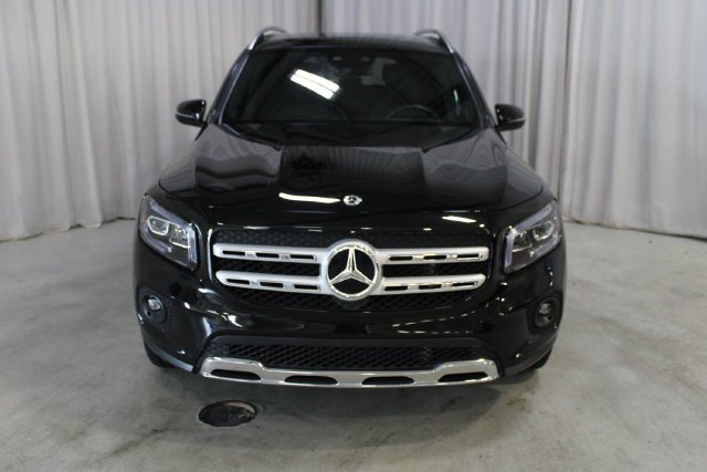Used 2022 Black Mercedes-Benz GLB 250 image 29