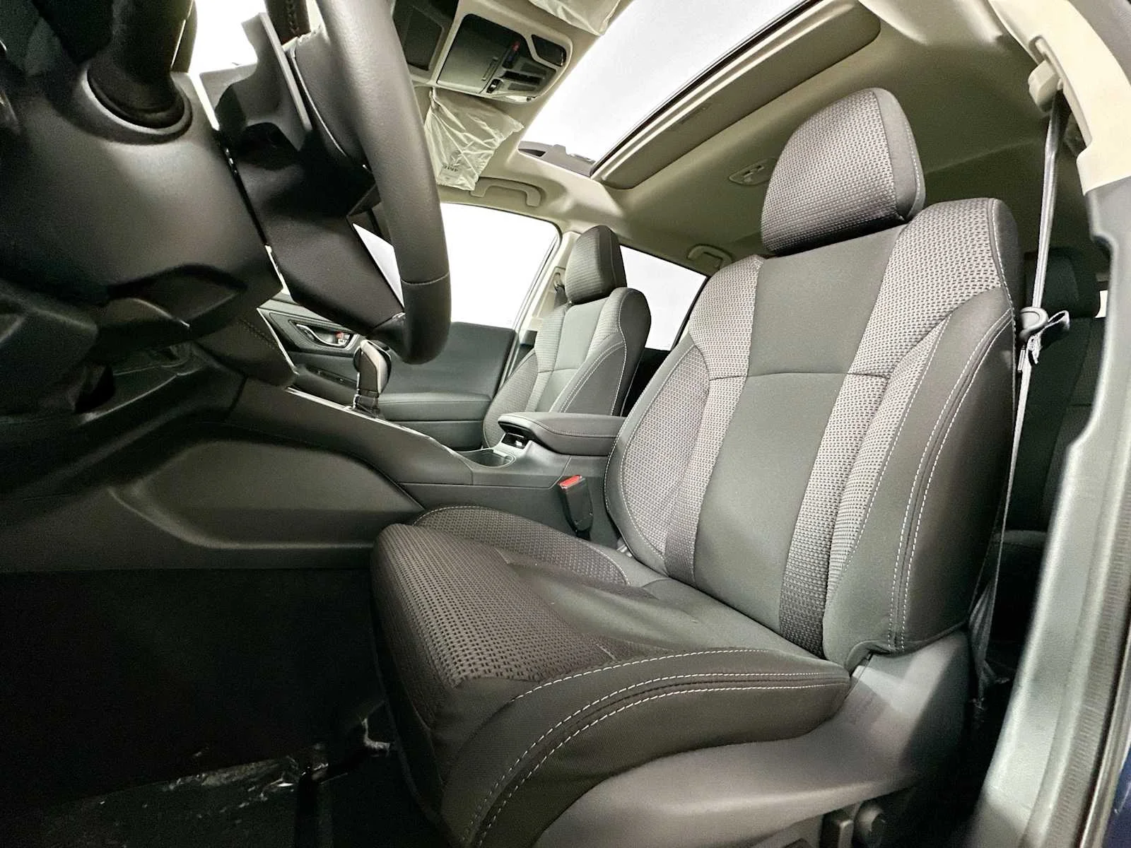 Used 2025 Cosmic Blue Pearl Subaru Premium image 19