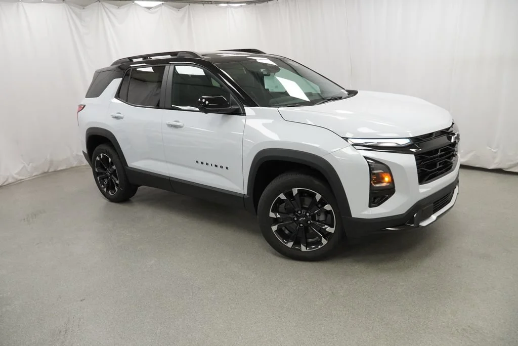New 2027 Polar White Tricoat Chevrolet RS image 6