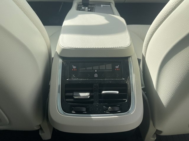 Used 2024 Blue Volvo Core Bright Theme image 8
