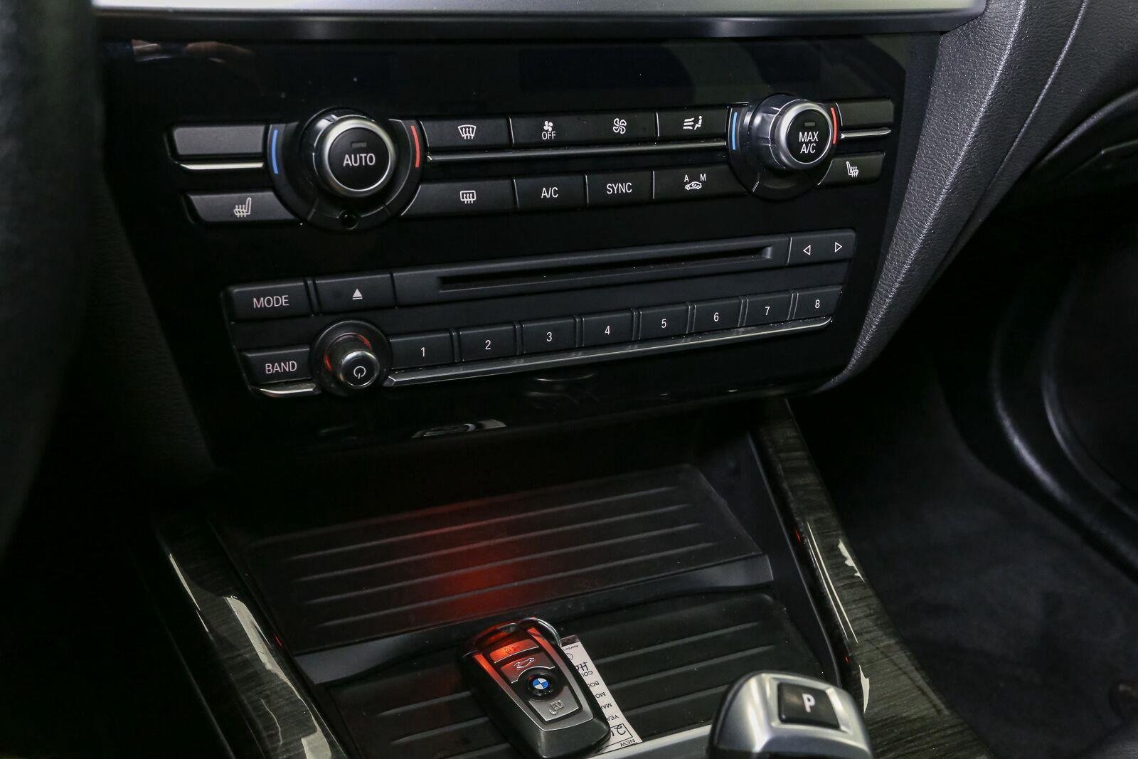 Used 2017 Jet Black BMW xDrive28i image 30
