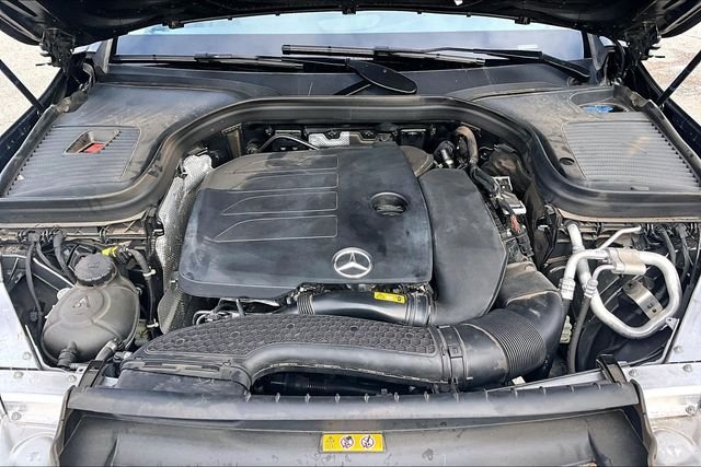 Used 2022 Gray Mercedes-Benz GLC 300 image 9