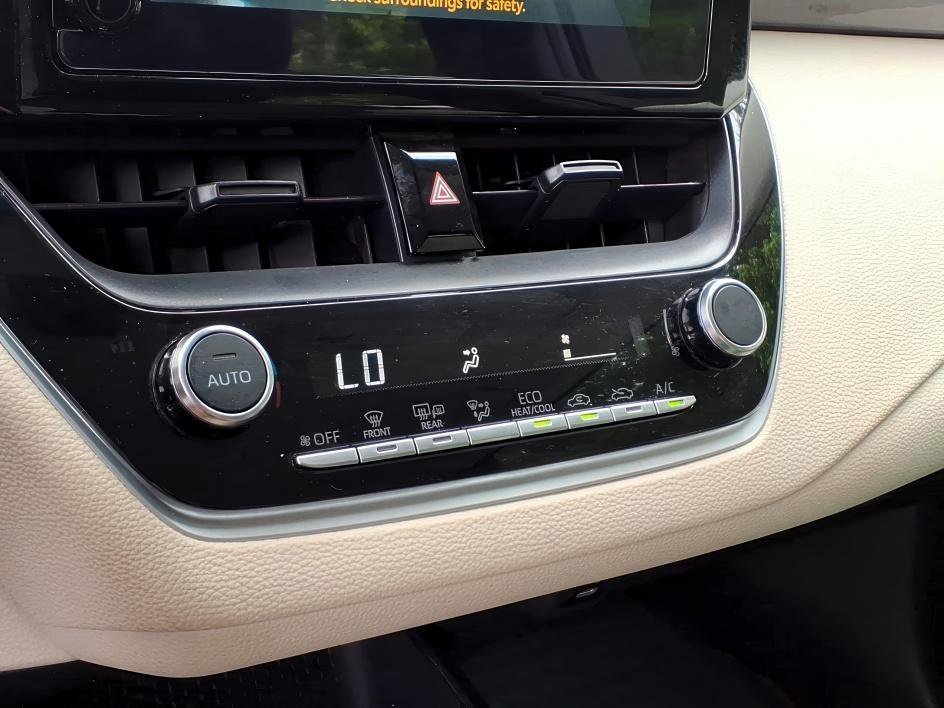 Used 2025 Celestite Toyota LE image 17