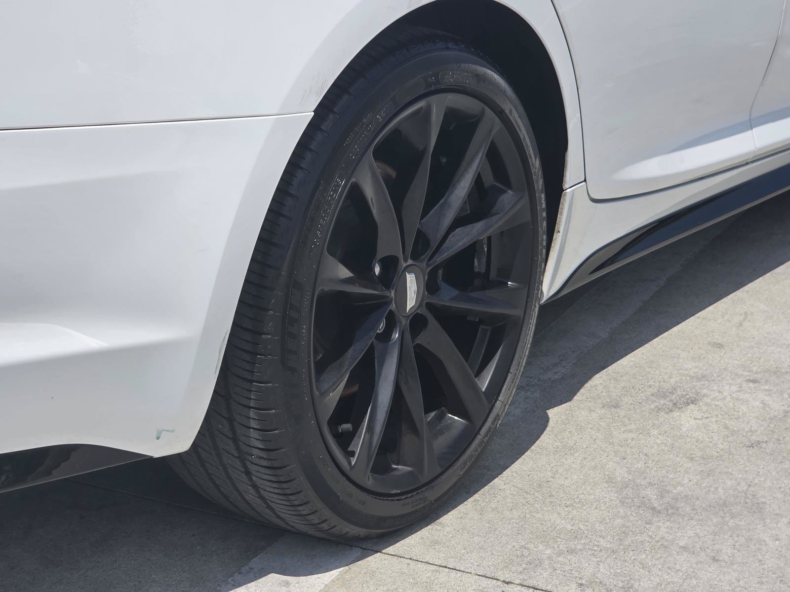 Used 2021 SUMMIT WHITE Cadillac Sport image 11