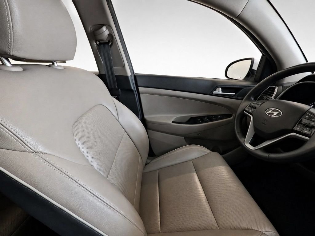 Used 2021 White Hyundai Ultimate image 26