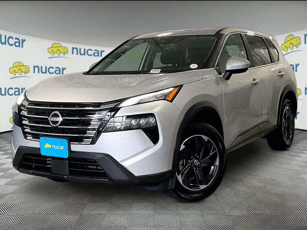 Used 2025 Silver Nissan SV image 3