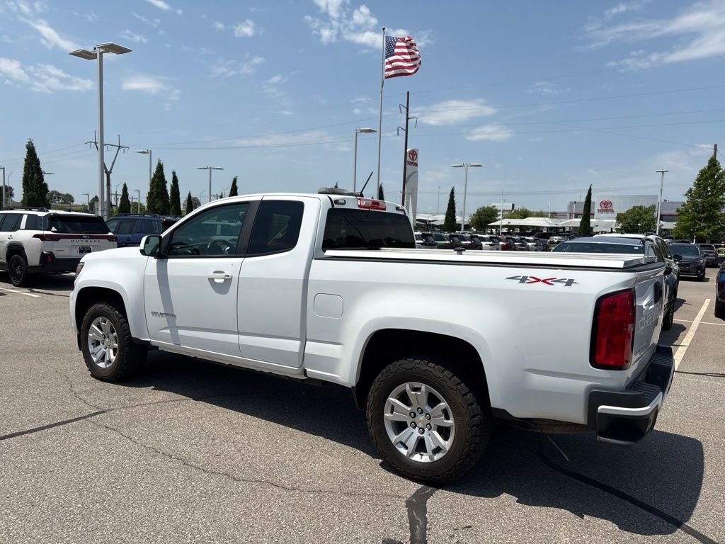 Used 2022 White Chevrolet LT image 5