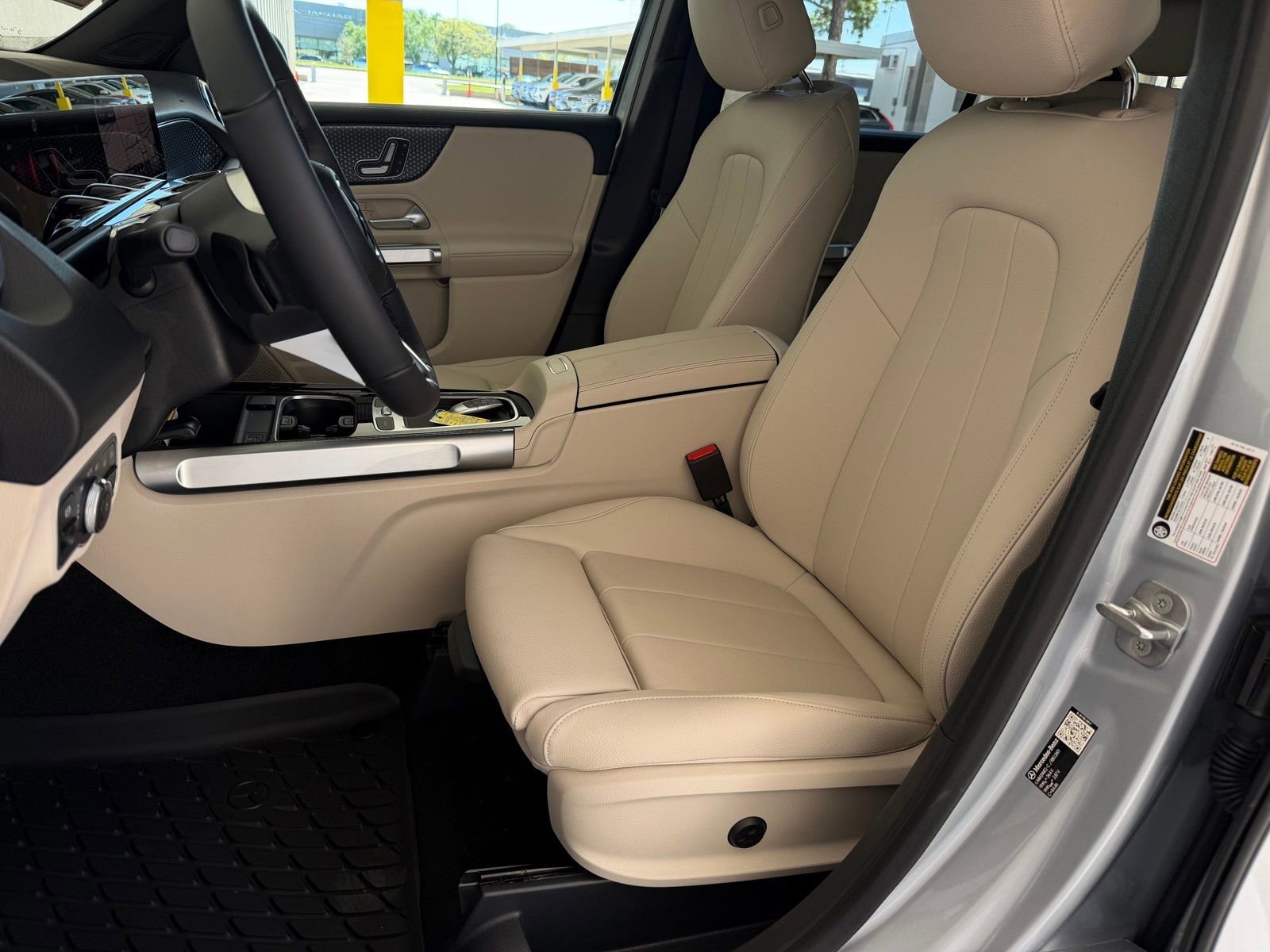 New 2026 Cirrus Silver Metallic Mercedes-Benz GLB 250 image 36