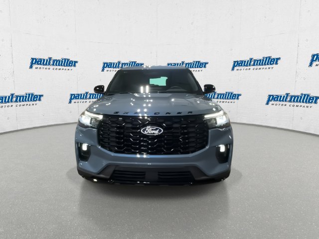 New 2027 Vapor Blue Metallic Ford ST-Line image 3