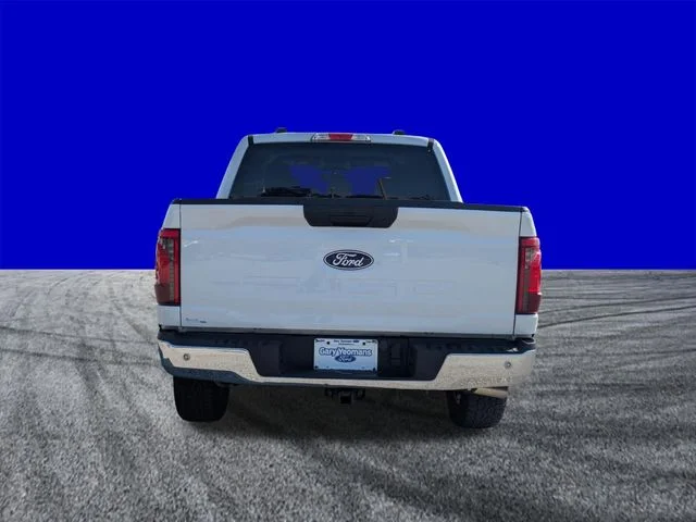 Certified Used 2025 Oxford White Ford XLT image 5