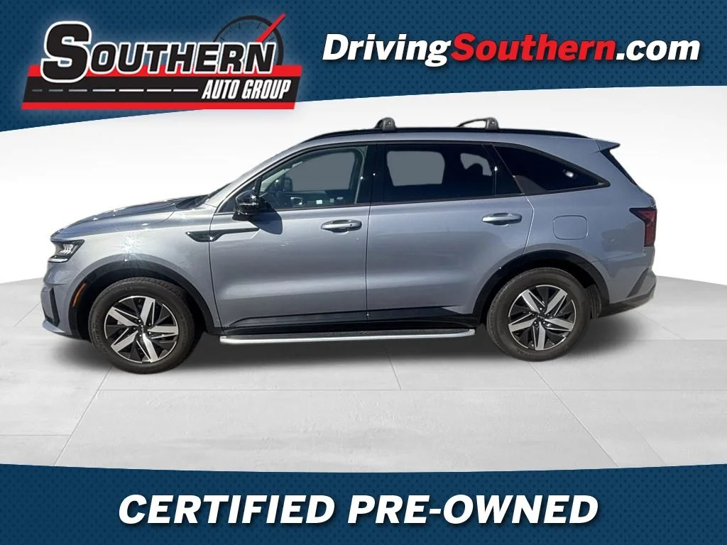 Used 2023 Silver Kia S image 1