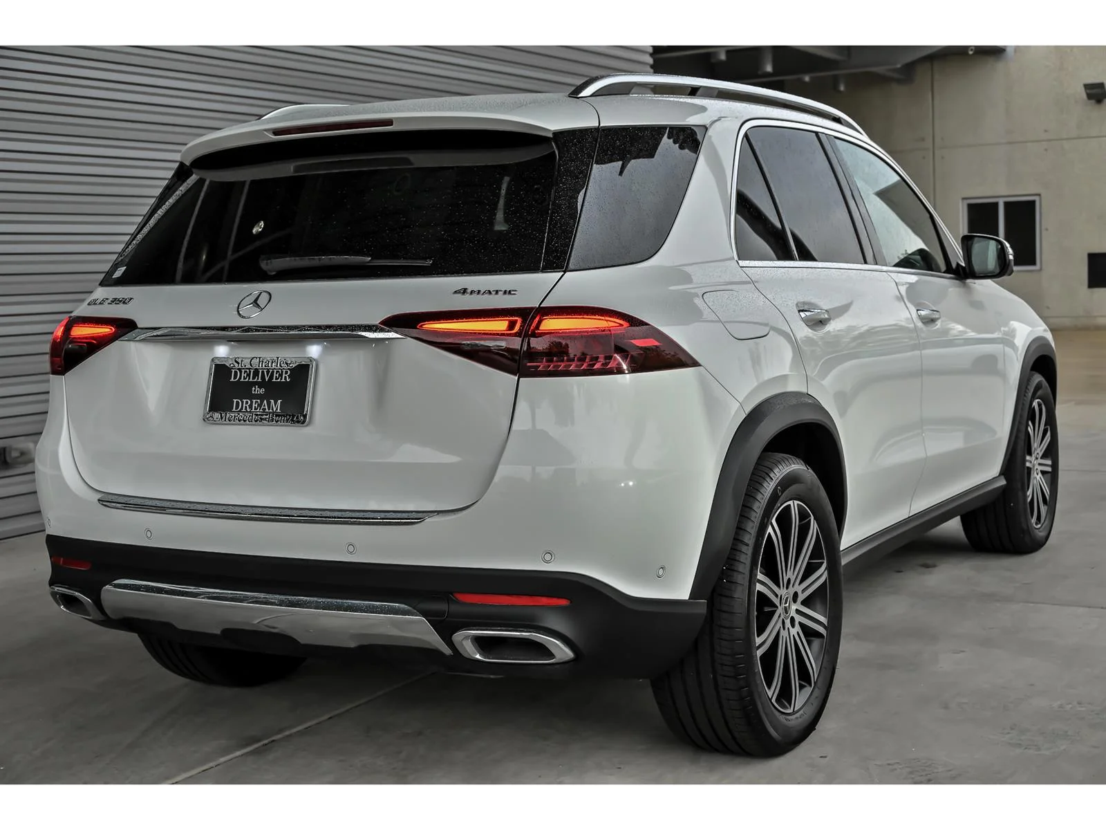 Used 2024 White Mercedes-Benz GLE 350 4MATIC® image 8