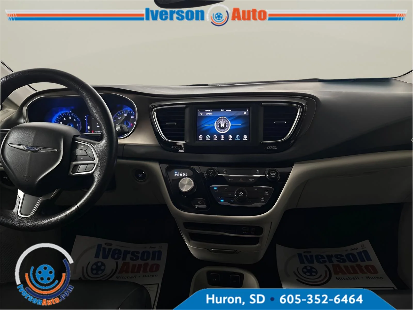 Used 2020 Brilliant Black Crystal Pearlcoat Chrysler LXI image 29