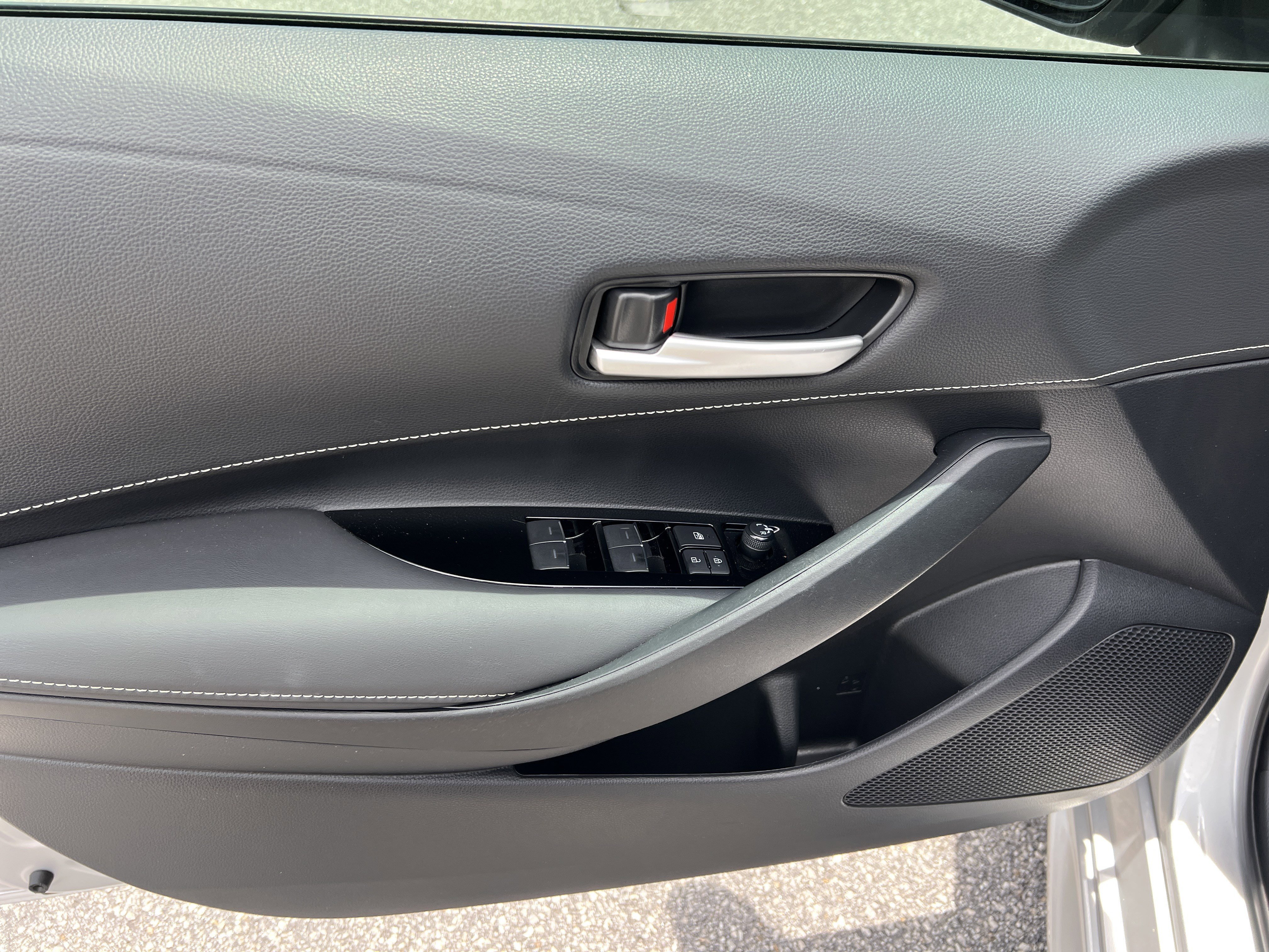 2022 Toyota Corolla Hatchback SE - Photo 20