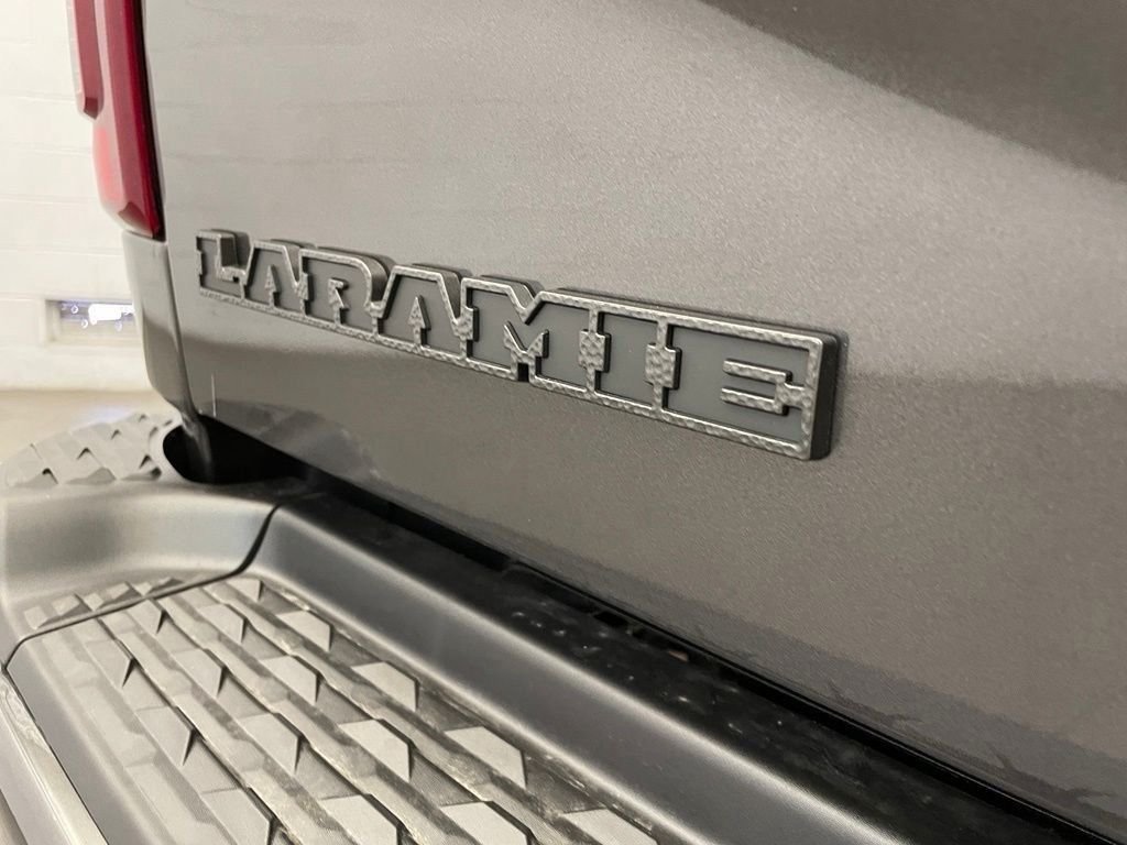 New 2026 Granite Crystal Metallic Clear-Coat Exterior Paint RAM Laramie image 6