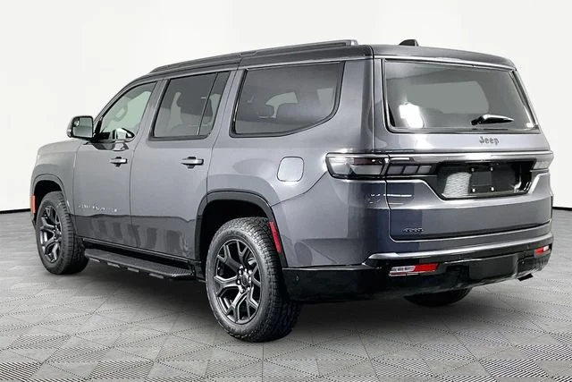 New 2026 Gray Jeep Upland image 4