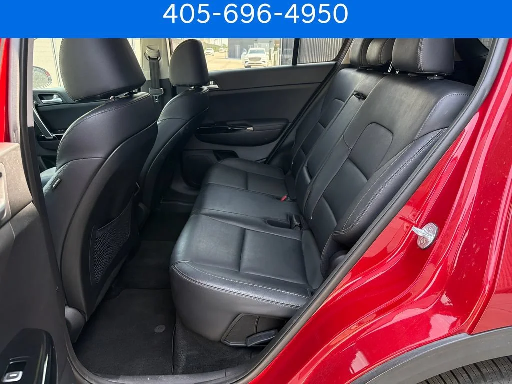 Pre-Owned 2019 Kia Sportage EX