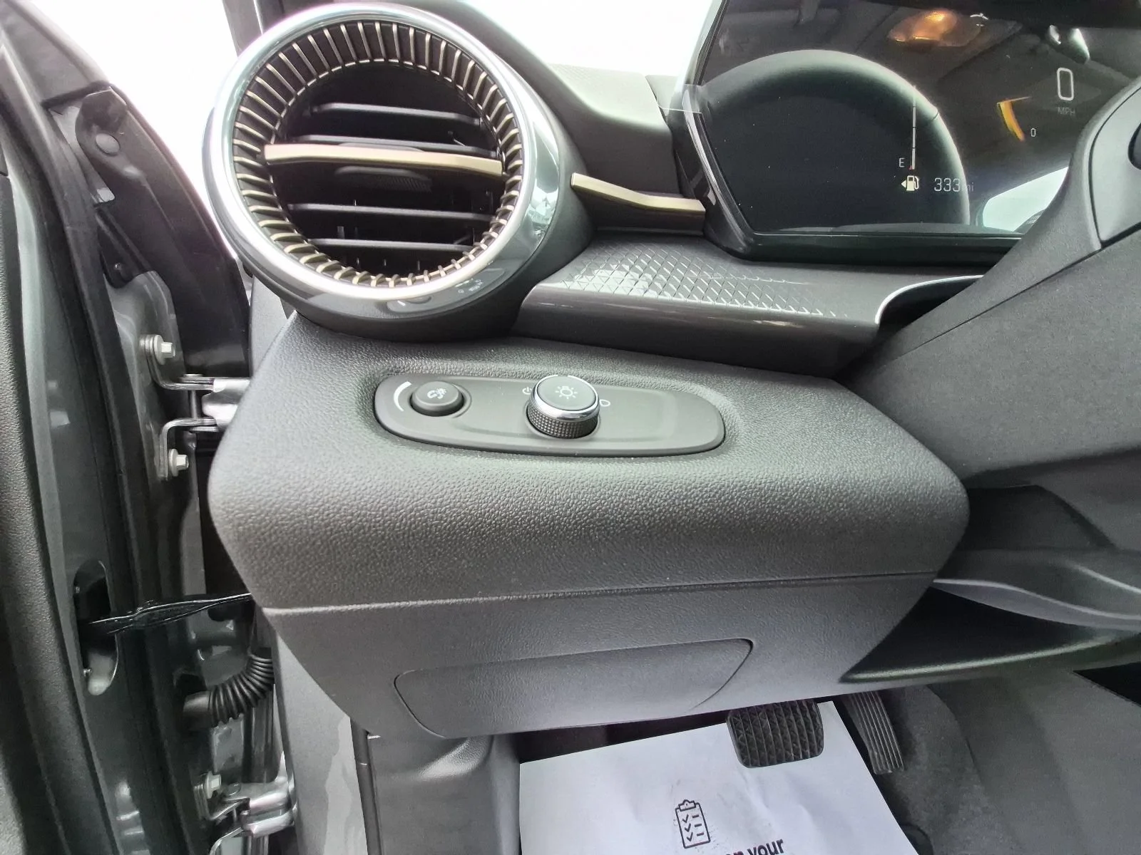2026 Chevrolet Trax Activ - Photo 17