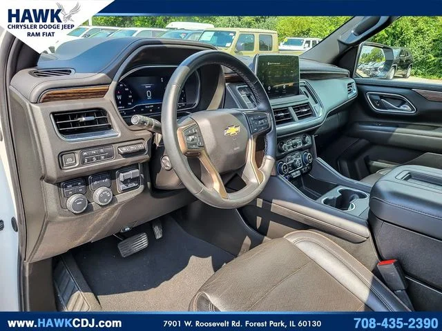 Used 2023 White Chevrolet High Country image 9