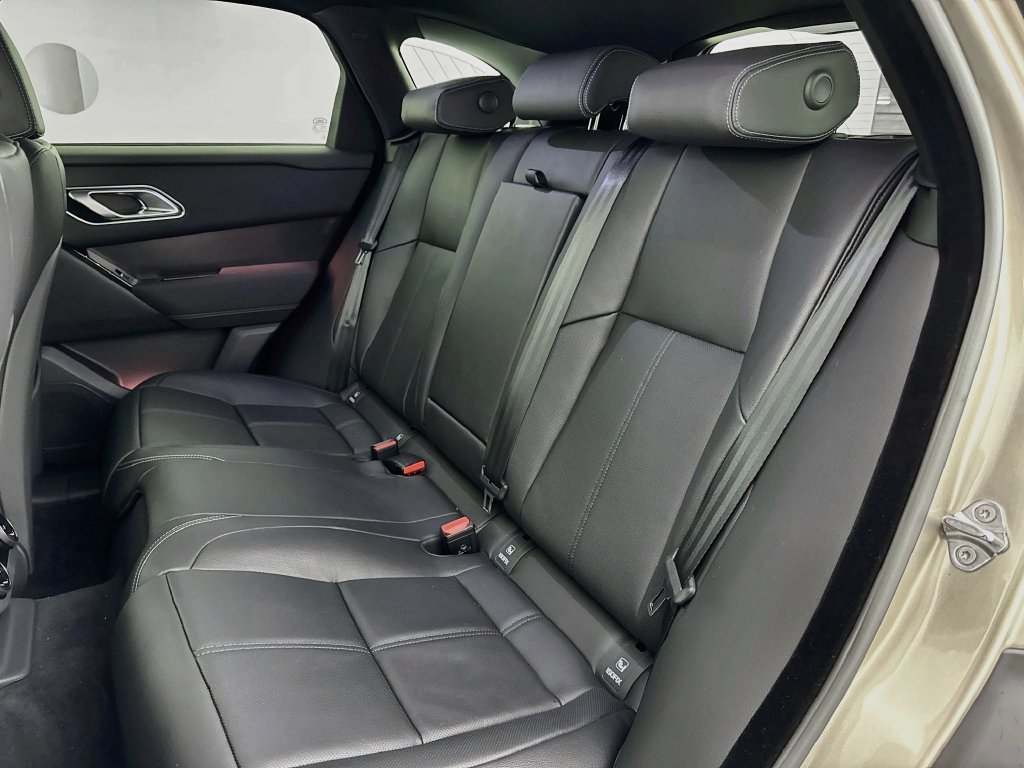 New 2026 Batumi Gold Land Rover Belgravia Edition image 25