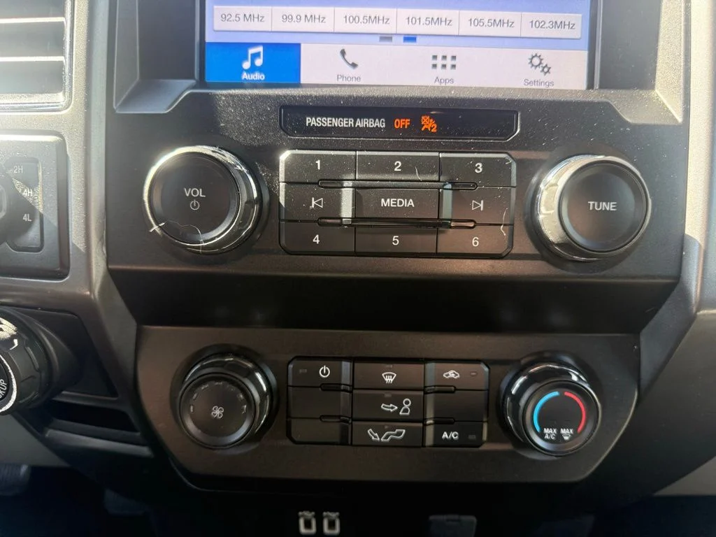 Used 2019 Gray Ford XLT image 22