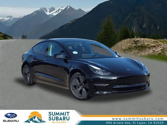 2021 Tesla Model 3 Standard Range Plus's photo