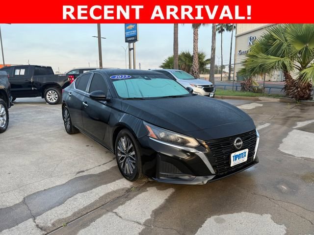 2023 Nissan Altima SV