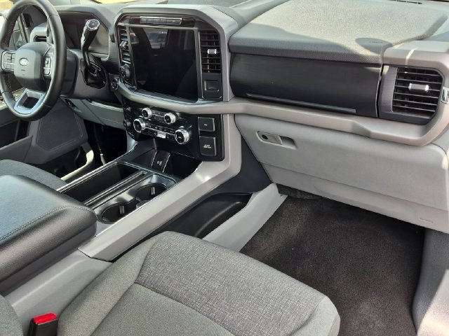 Used 2024 Black Ford XLT image 21