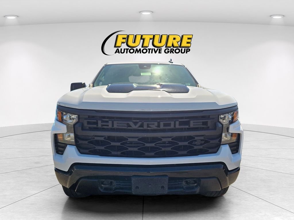 Used 2025 White Chevrolet Custom Trail Boss image 2