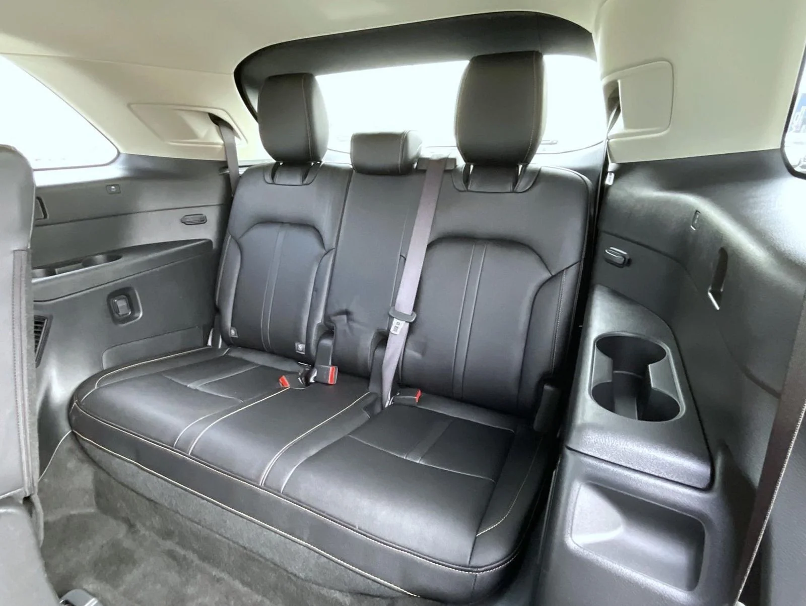 2025 Mazda CX-90 Preferred Package - Photo 20