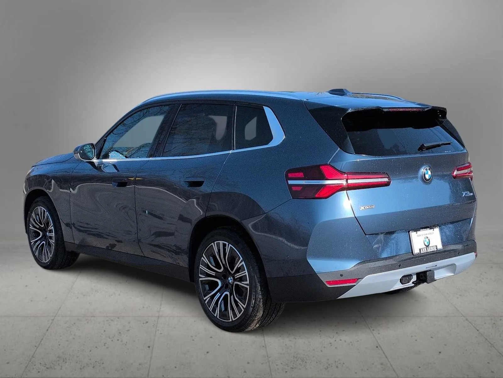 New 2026 Arctic Race Blue metallic BMW 30 xDrive image 6