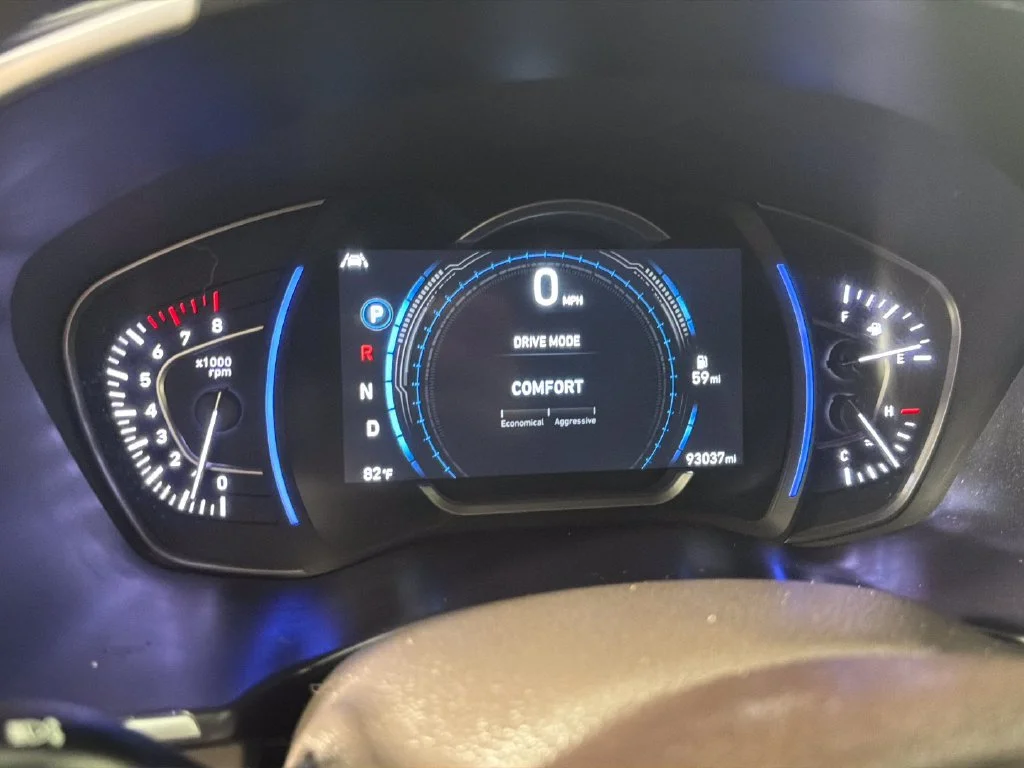Used 2019  Hyundai SEL image 22
