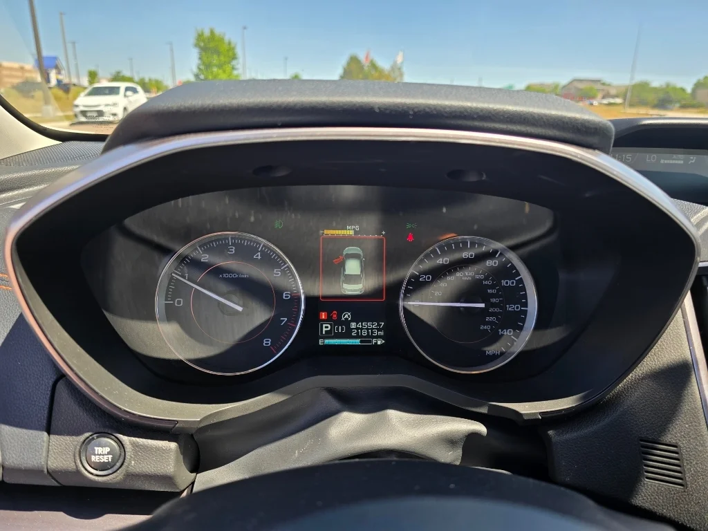 Used 2023 Crystal White Pearl Subaru Limited image 23