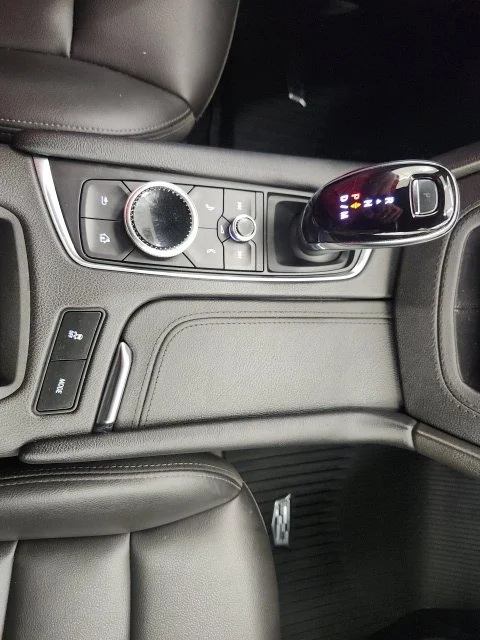 Used 2024 Silver Cadillac Luxury image 57