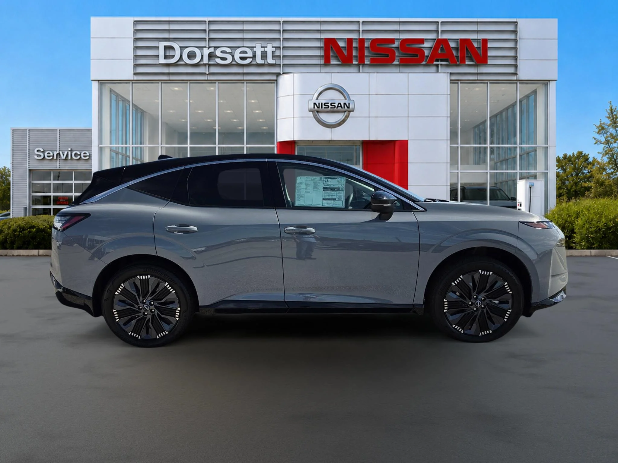 New 2026 Boulder Gray Pearl/Super Black Nissan Platinum image 7